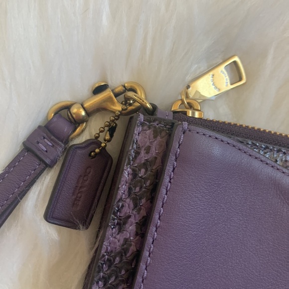 Coach Dreamer Wristlet Snakeskin - Picture 5 of 12